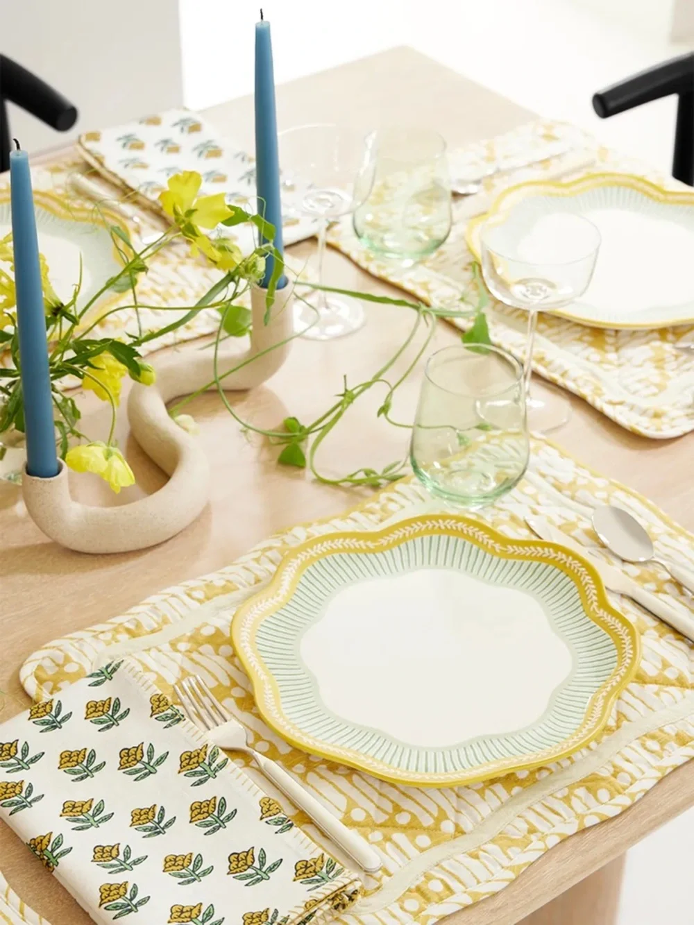 WEST ELM x RHODE 6 pc Batik Cotton Placemats Cottagecore Yellow Green Scalloped